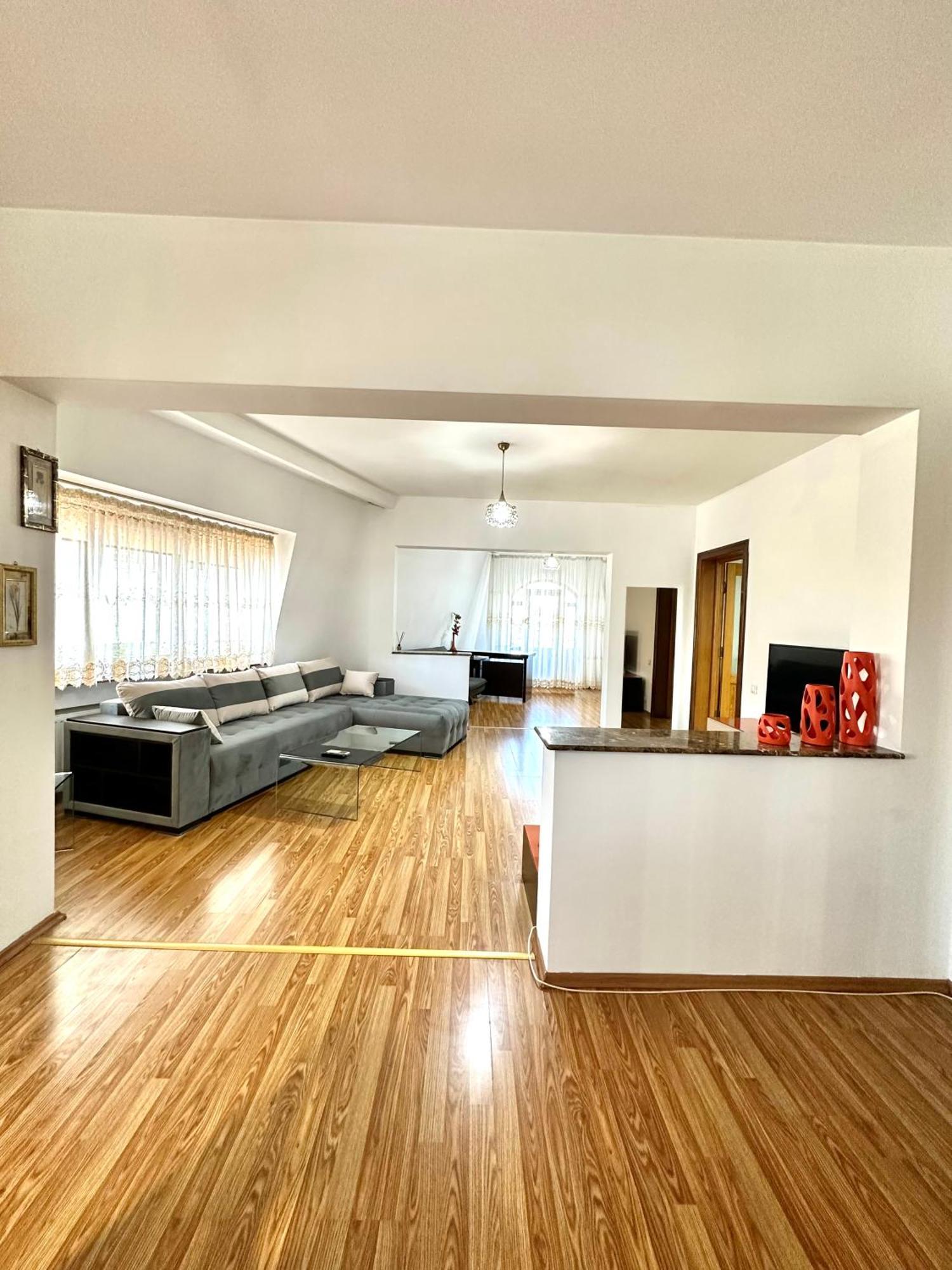 Budapest Residence Bucharest Luaran gambar