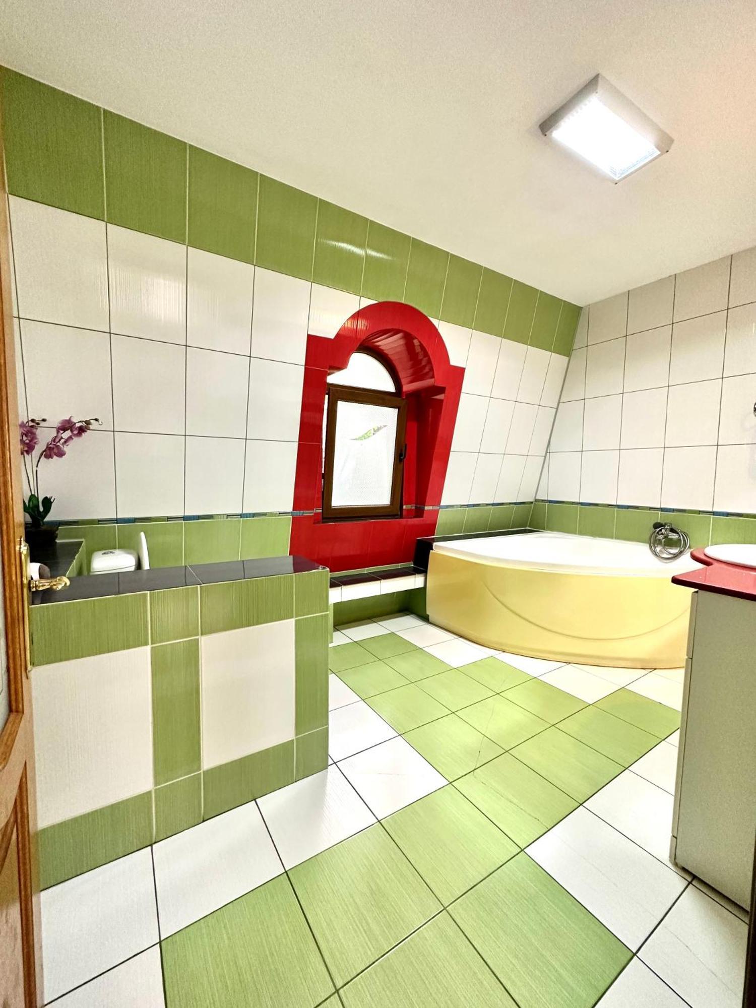 Budapest Residence Bucharest Luaran gambar