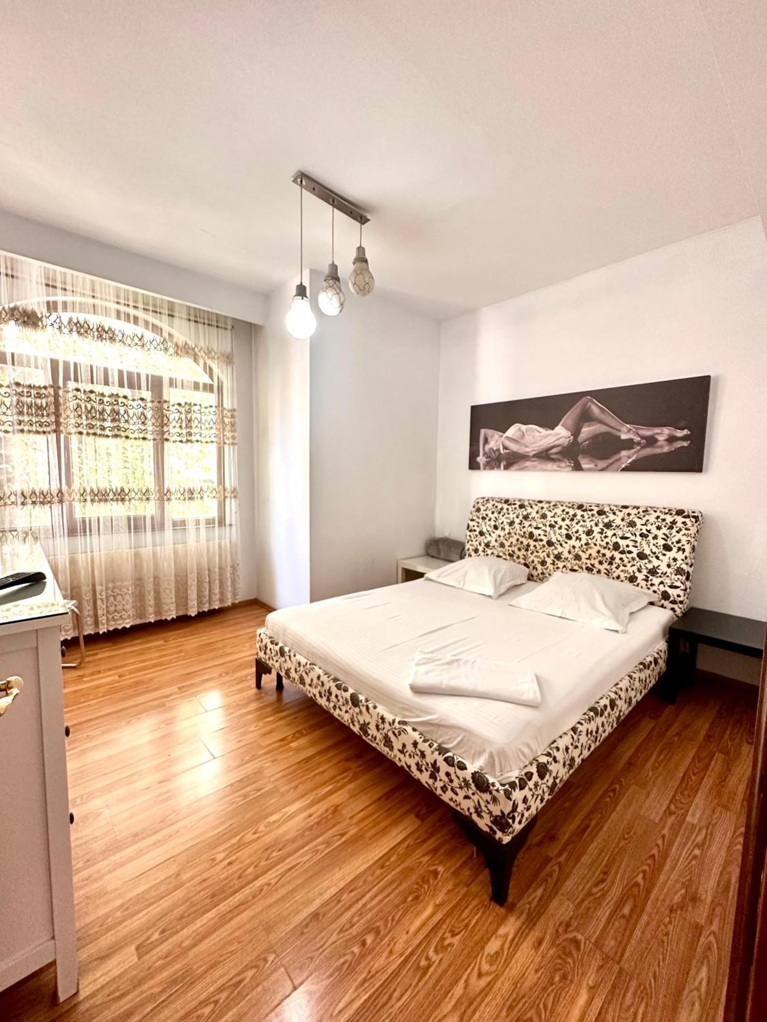 Budapest Residence Bucharest Luaran gambar