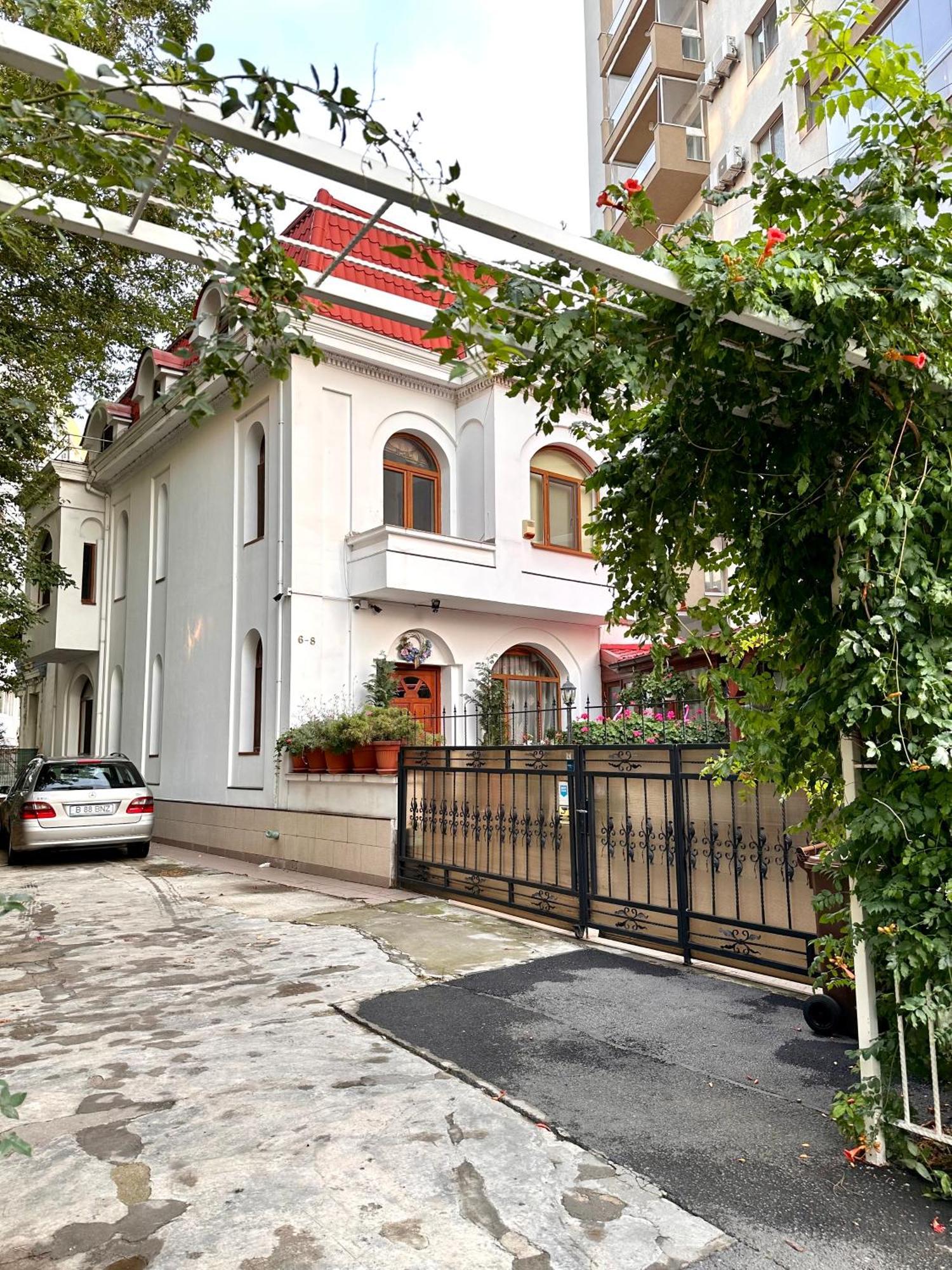 Budapest Residence Bucharest Luaran gambar